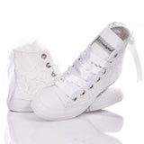 Converse Amabel