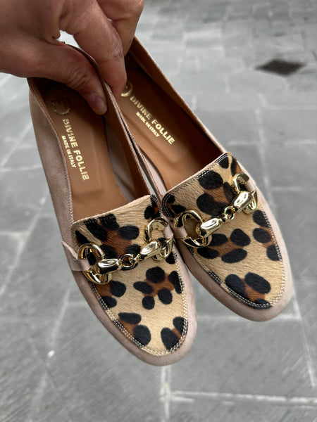 Mocassini scarpe donna Divine Follie in vera pelle leopardo Beige Made in italy