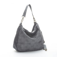 Borsa a spalla donna  in morbida pelle di vitello made in Italy, lavato e tinto in capo.