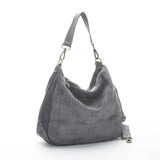 Borsa a spalla donna  in morbida pelle di vitello made in Italy, lavato e tinto in capo.