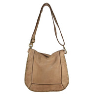 Borsa a spalla donna in vera pelle effetto vintage borchiata  tinto lavato in capo
