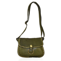 Borsa a tracolla  borchie in vera pelle effetto vintage tinto lavato in capo made in italy