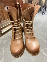 Stivali anfibi donna ZETA SHOES  in vera pelle fatti a mano tacco basso made in Italy TAUPE