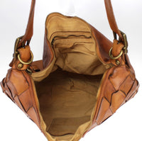 Borsa a spalla in vera pelle intrecciata effetto vintage tinto lavato in capo
