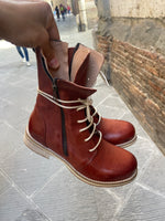 Stivali anfibi donna ZETA SHOES  in vera pelle fatti a mano tacco basso made in Italy TERRA DI SIENA