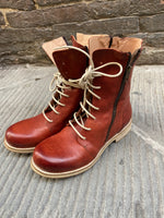 Stivali anfibi donna ZETA SHOES  in vera pelle fatti a mano tacco basso made in Italy TERRA DI SIENA