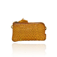 Borsa a tracolla Pochette  in vera pelle intrecciata effetto vintage tinto lavato in capo made in italy