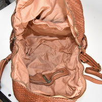 Zaino in borsa a spalla in vera pelle  effetto vintage tinto lavato in capo made in italy